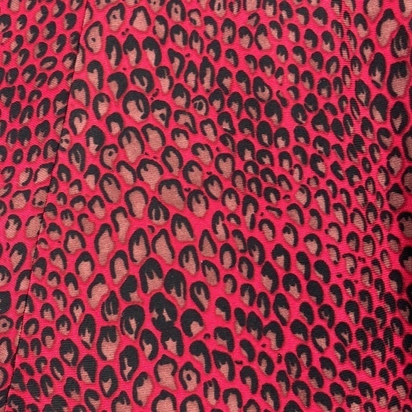 Norma Kamali Jersey Shrug Style Dress Red Snake Stretch Fit Flare Sz XS - Picture 10 of 11